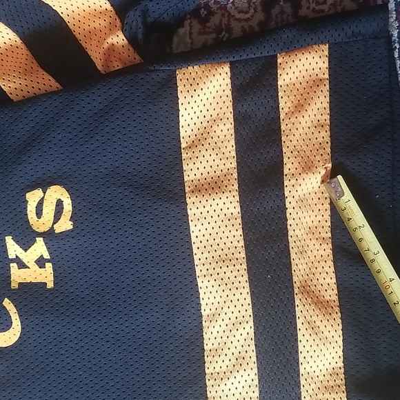 Vintage Vancouver Canucks Jersey - Picture 5 of 7